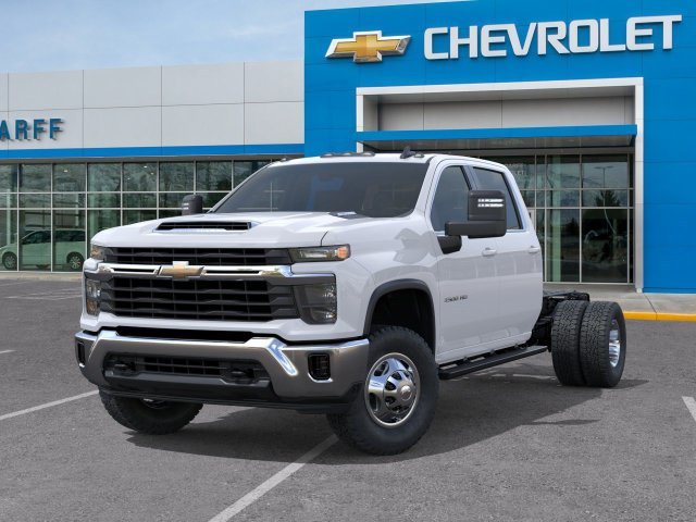 New 2026 Summit White Chevrolet LT image 7