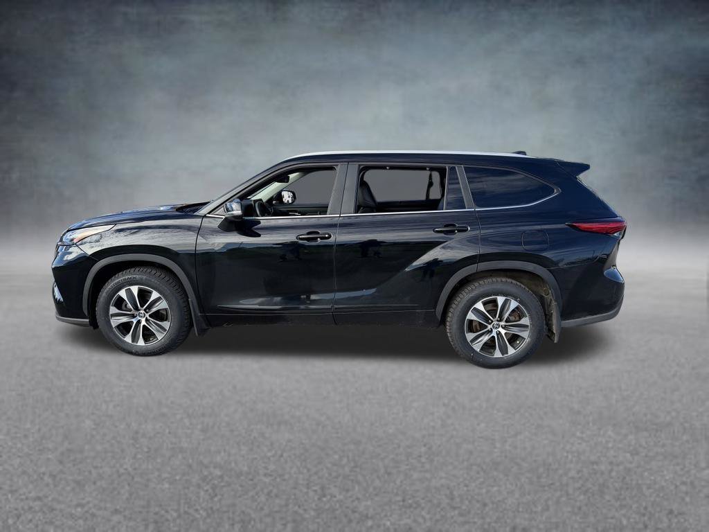 Used 2023 Black Toyota XLE image 2