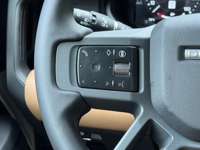 New 2026 Fuji White Land Rover S image 26