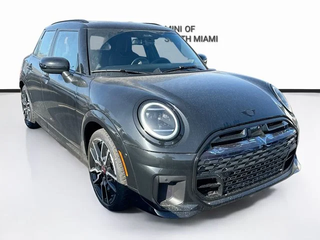 2026 MINI Hardtop Cooper S's photo