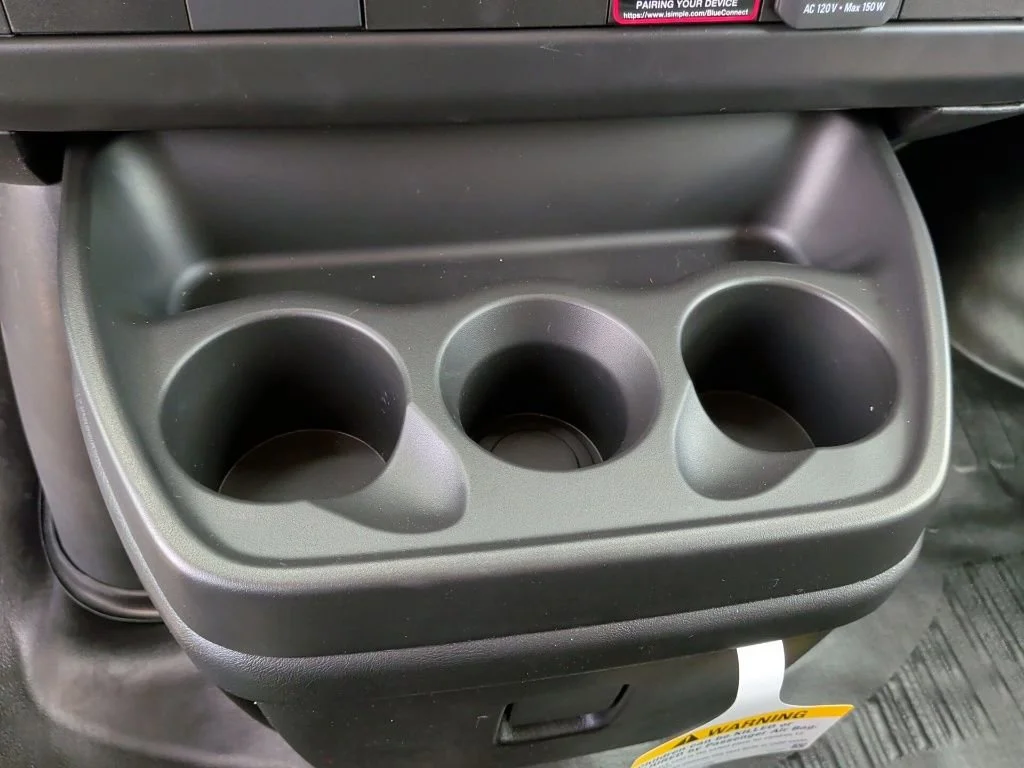 2025 Chevrolet Express Cargo Work Van - Photo 26