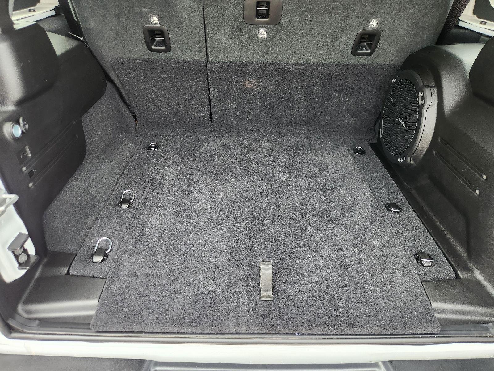 2025 Jeep Wrangler photo 34 of 34