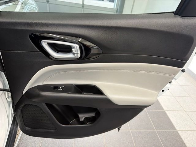 Used 2025 Bright White Clearcoat Jeep  image 10