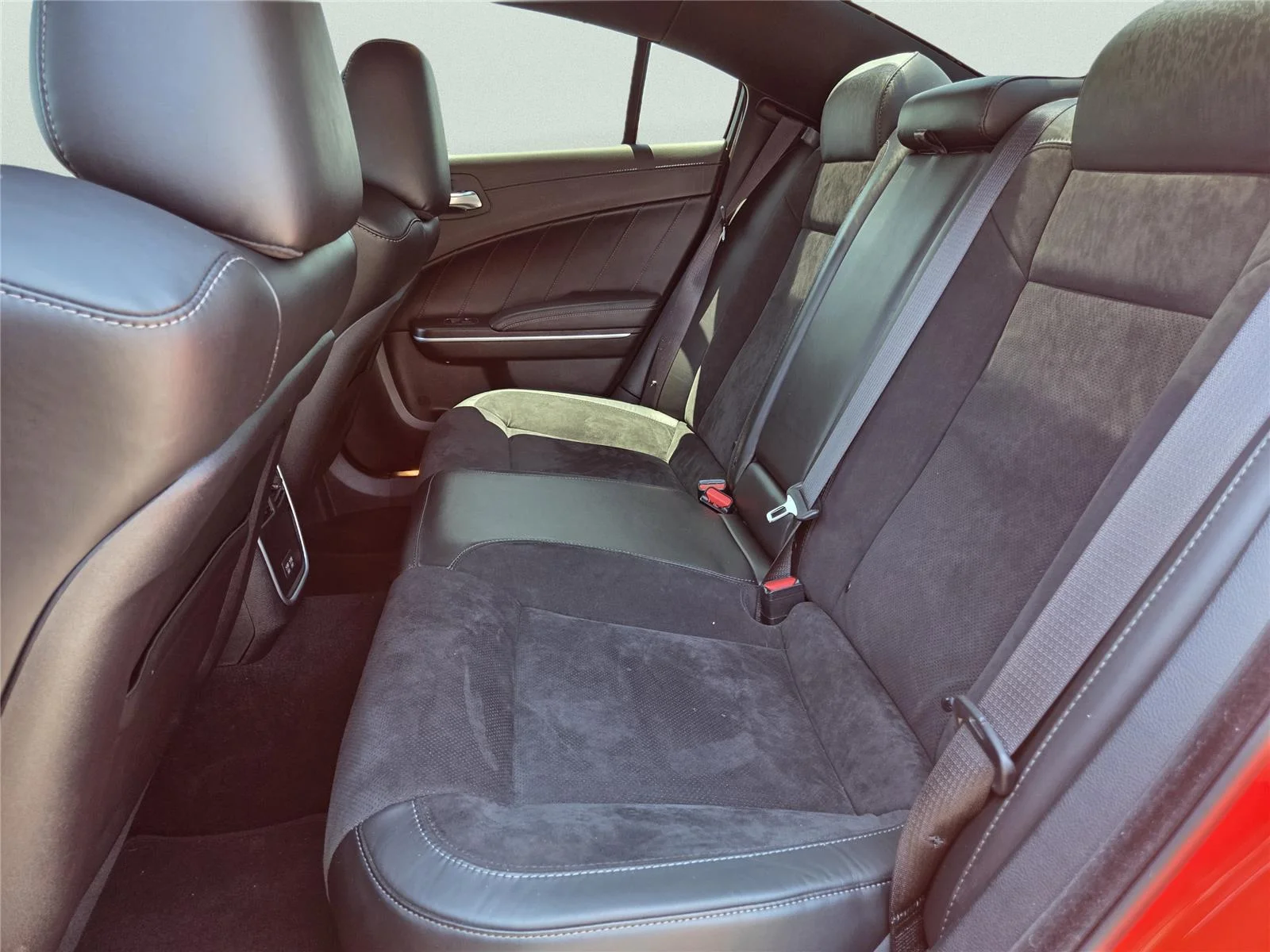 Used 2023 Go Mango Dodge Scat Pack image 17