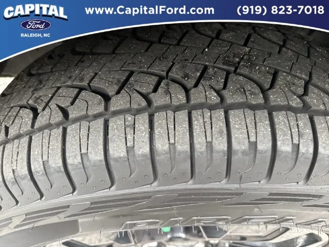 Used 2023 Black Ford XLT image 14