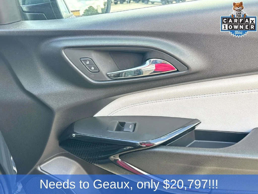 Used 2025 Gray Chevrolet LT image 31