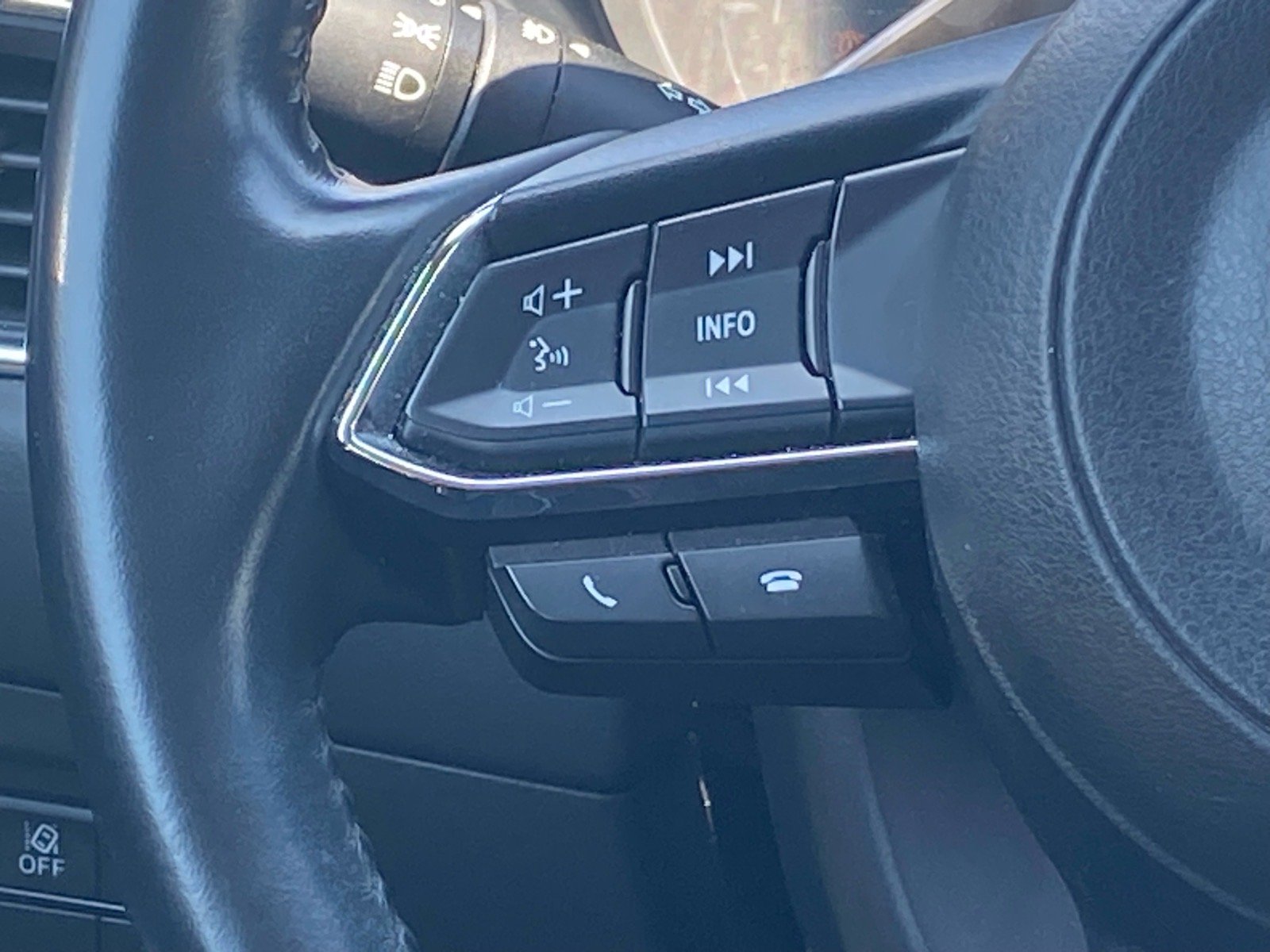 Used 2018 Gray Mazda Grand Touring image 4