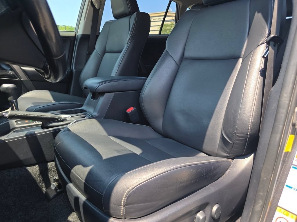 Used 2018 Magnetic Gray Metallic Toyota Limited image 5