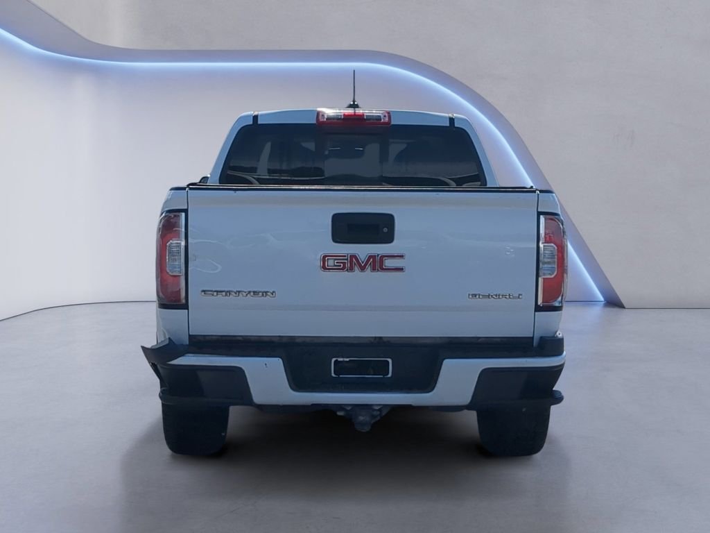 Used 2018 Summit White GMC Denali image 6