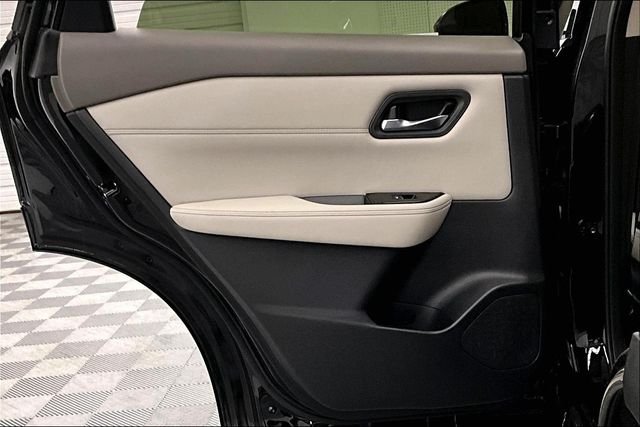 2025 Nissan Rogue SL - Photo 33