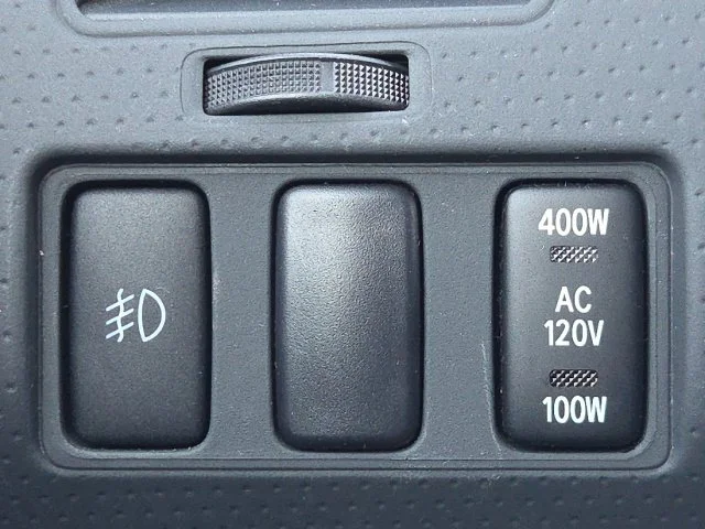 Used 2015 Blue Toyota PreRunner image 21
