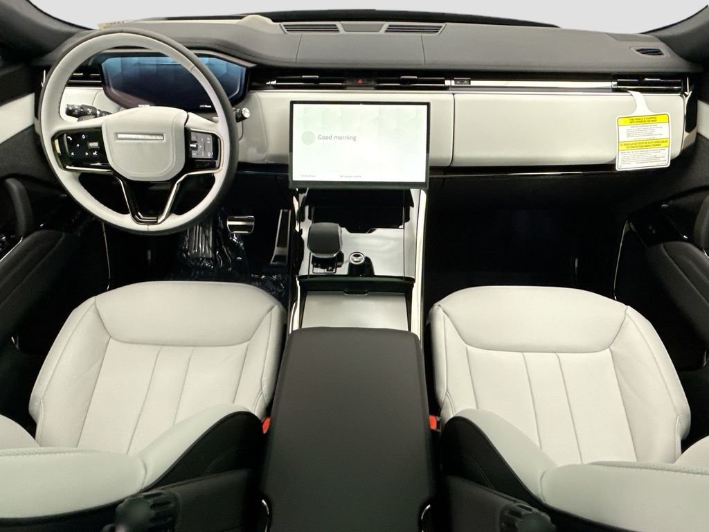 New 2026 Santorini Black Land Rover Dynamic SE image 13