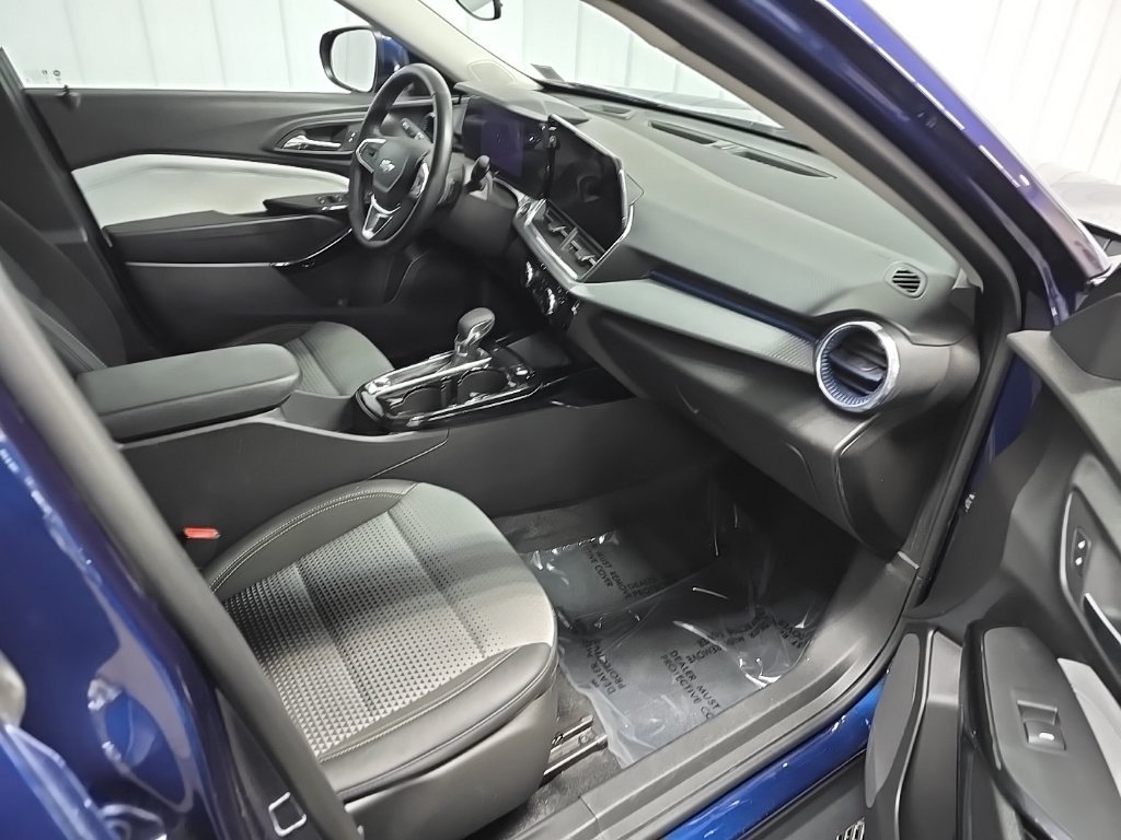 Used 2024 Blue Chevrolet LT image 15