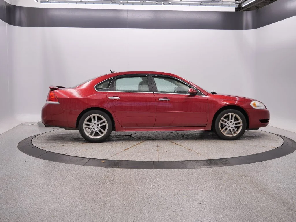 Used 2014 Red Chevrolet LT image 8
