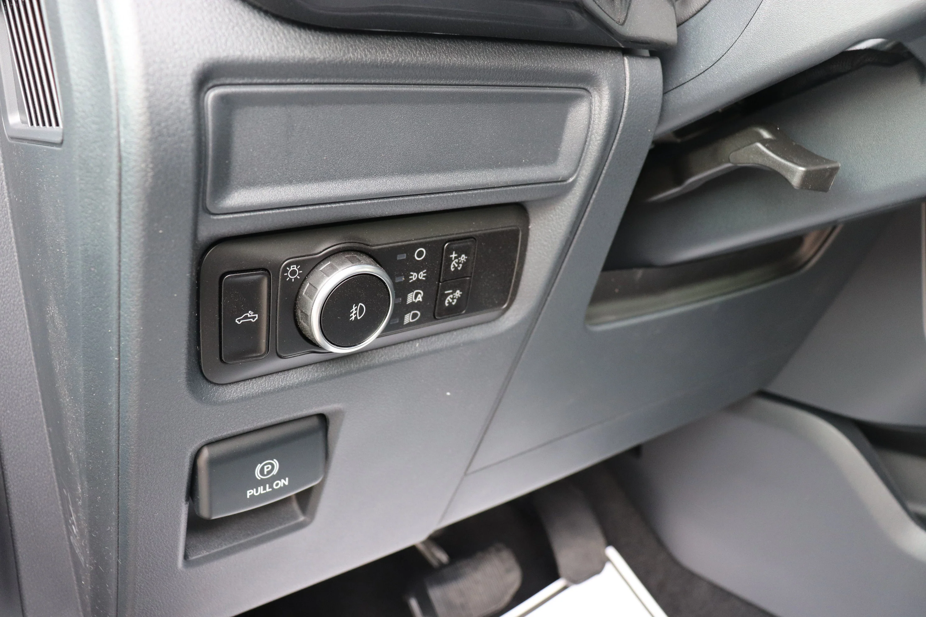 New 2026 CARBONIZED GREY METALLIC Ford STX image 11