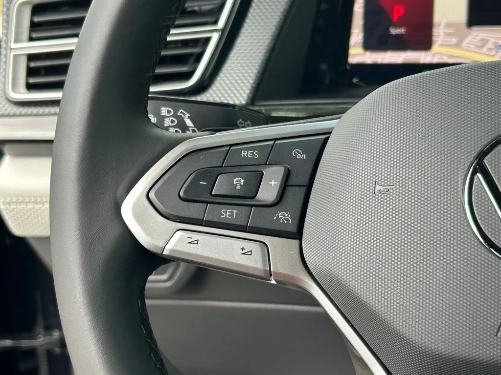 2026 Volkswagen Atlas Cross Sport SEL Premium R-LINE - Photo 24