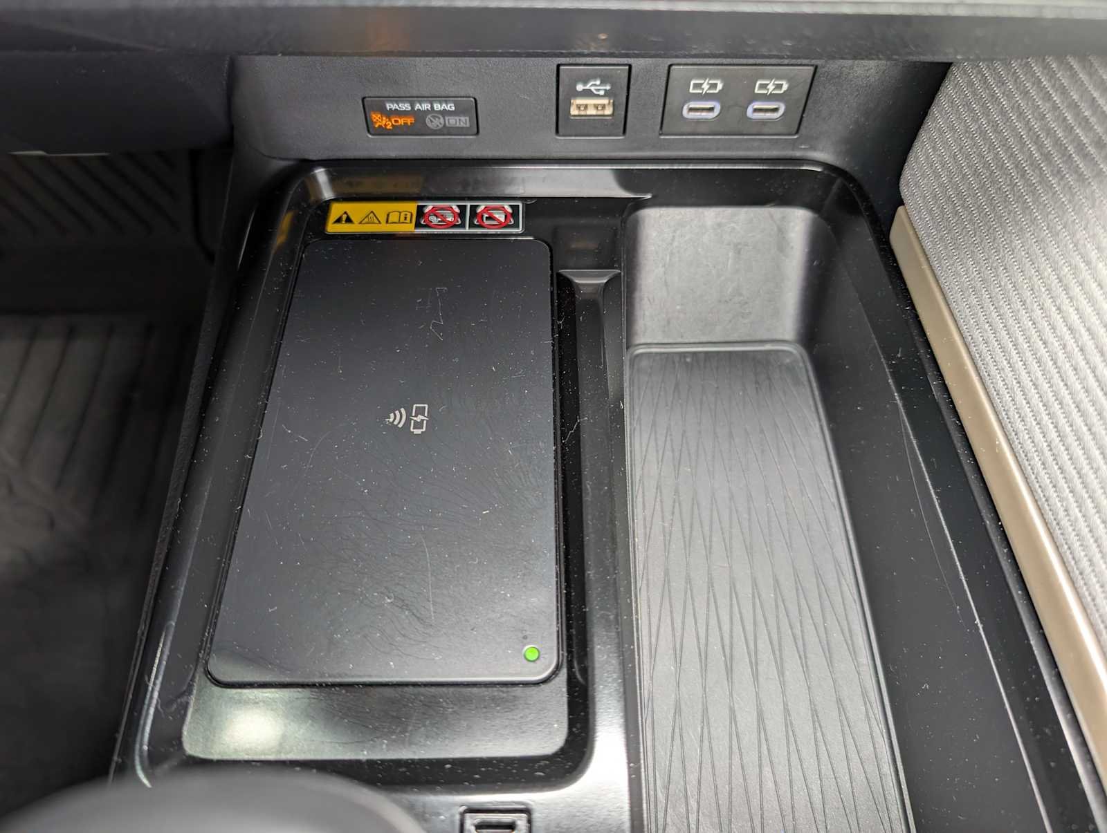 Used 2025 Underground Toyota SE image 29