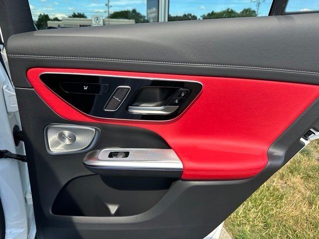 New 2026 Polar White Mercedes-Benz GLC 300 image 19