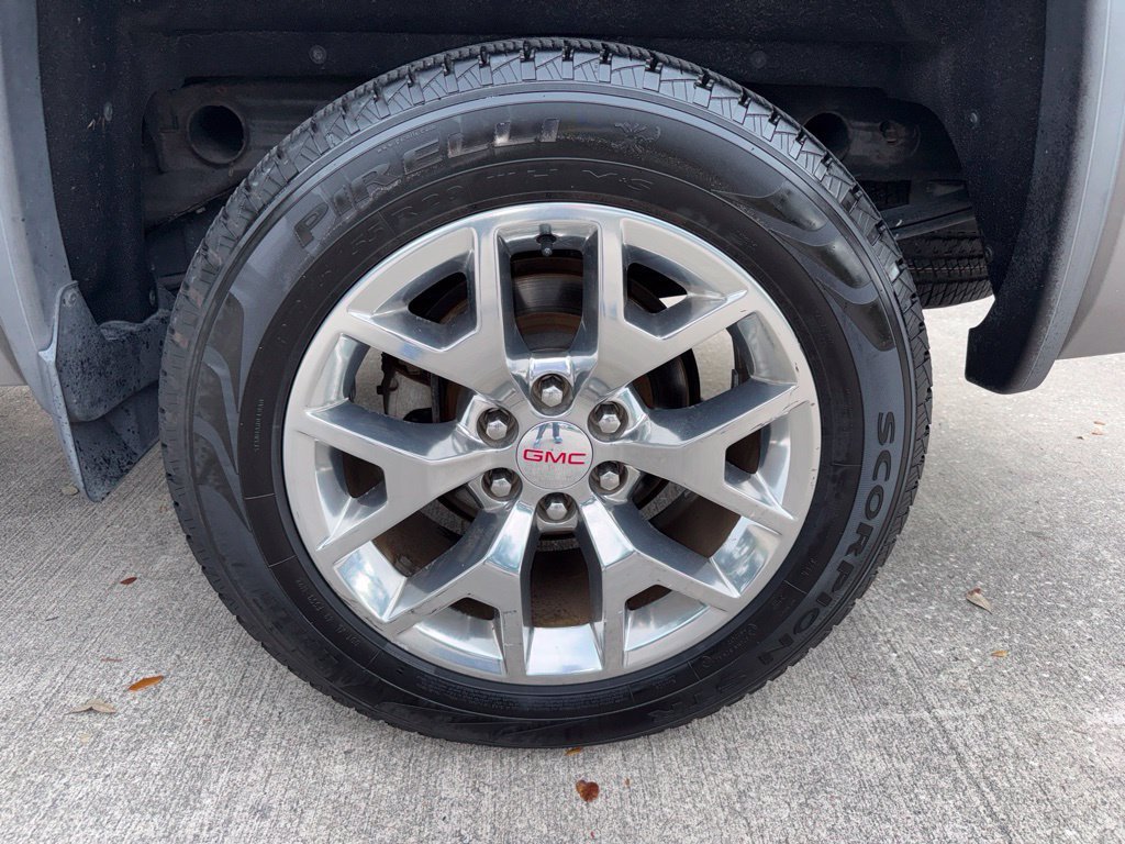 Used 2017 PEPPERDUST METALLIC GMC SLT image 45