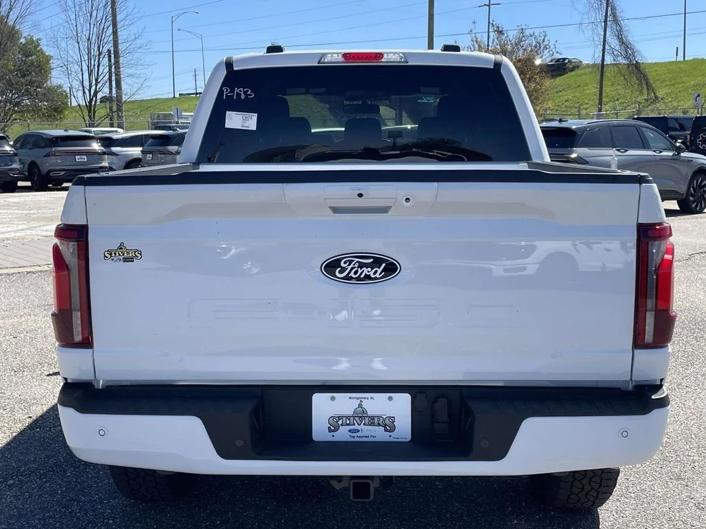 New 2026 Oxford White Ford Lariat® image 4