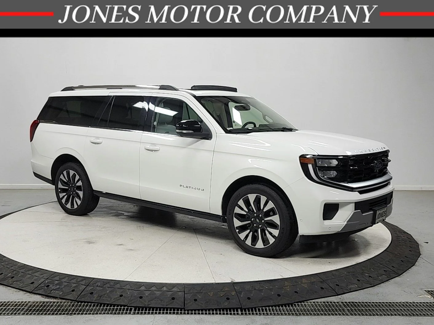2025 Ford Expedition's photo