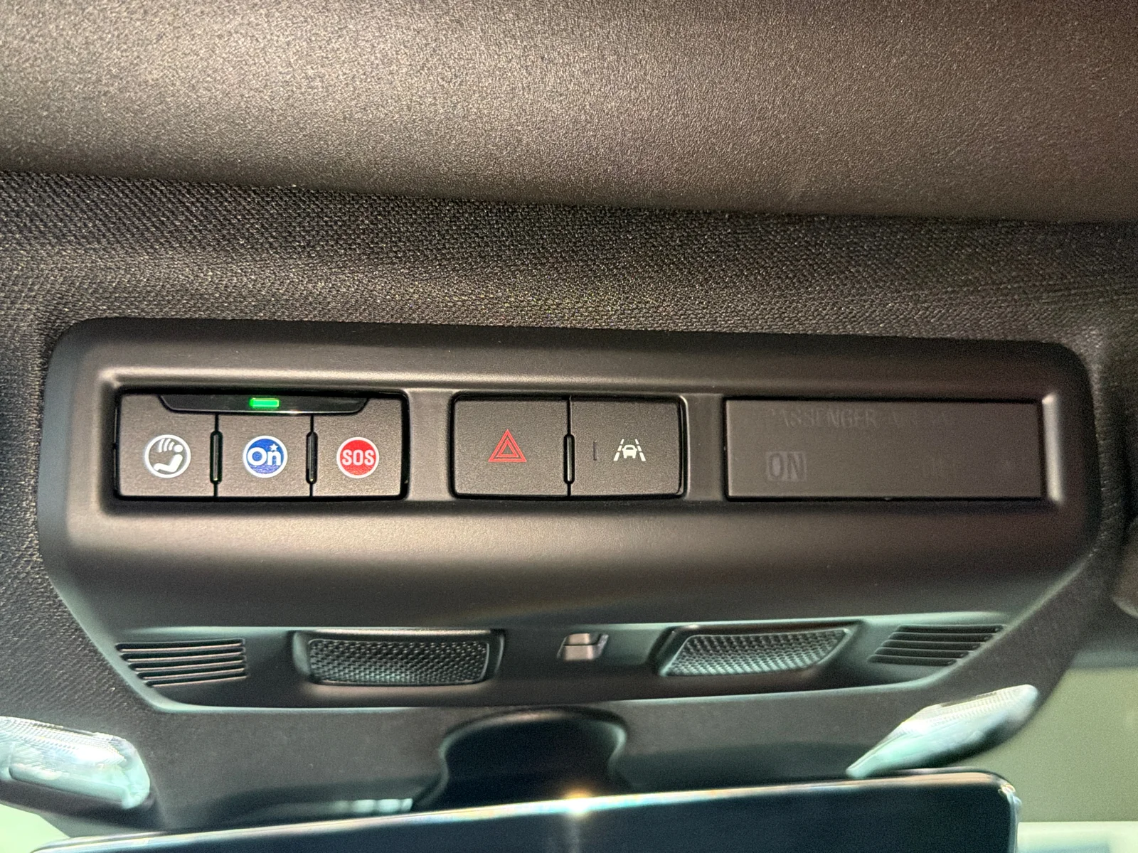 Used 2025 Black Chevrolet 1LZ image 41