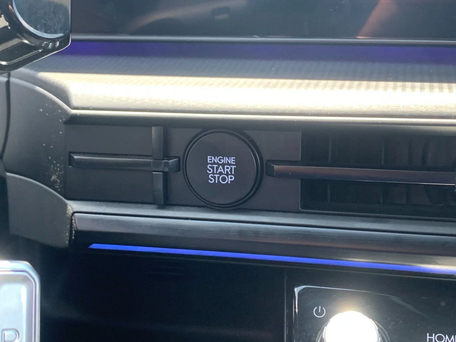 Used 2025 Black Hyundai Calligraphy image 24