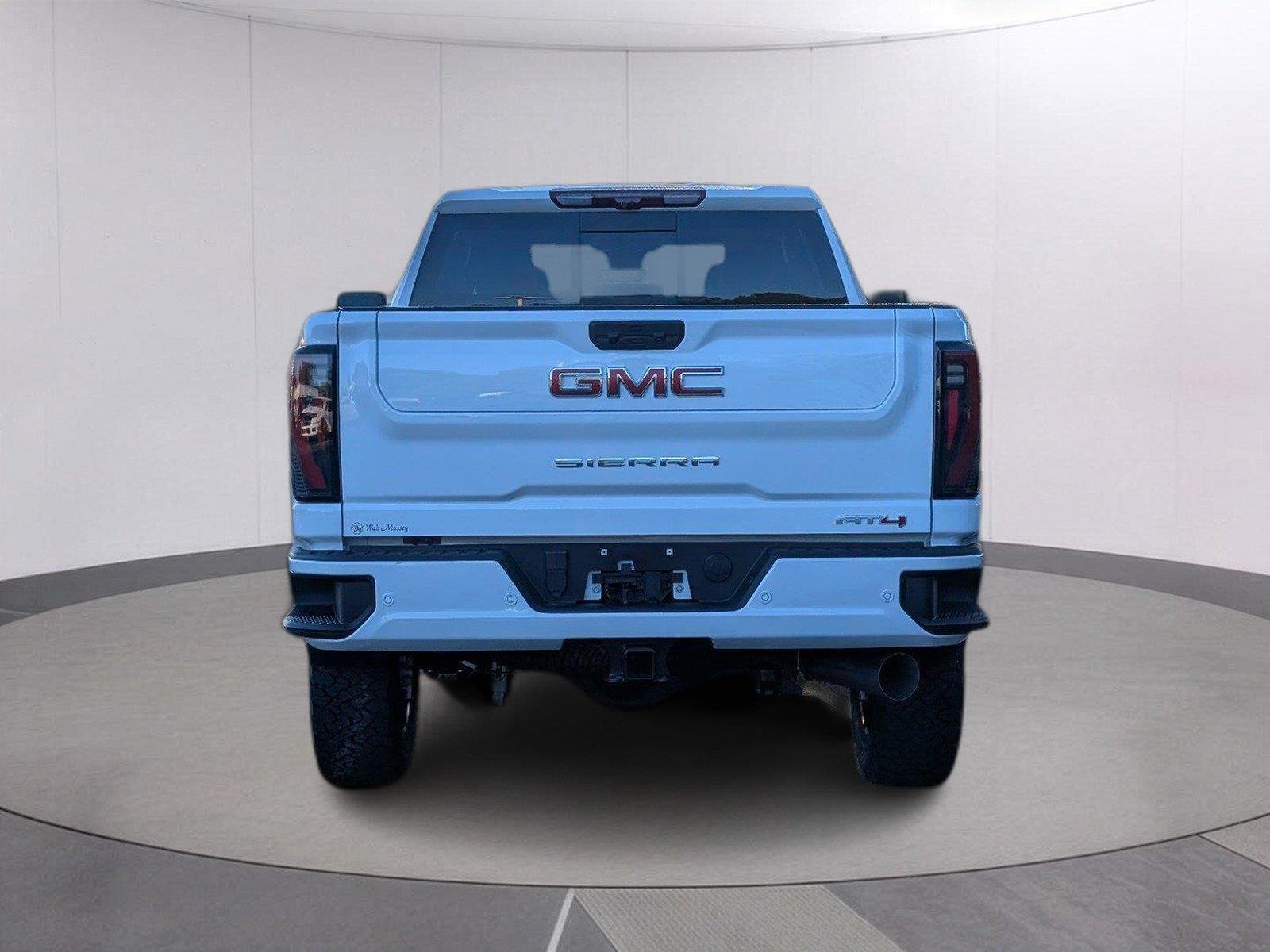 New 2026 Summit White GMC AT4 image 4