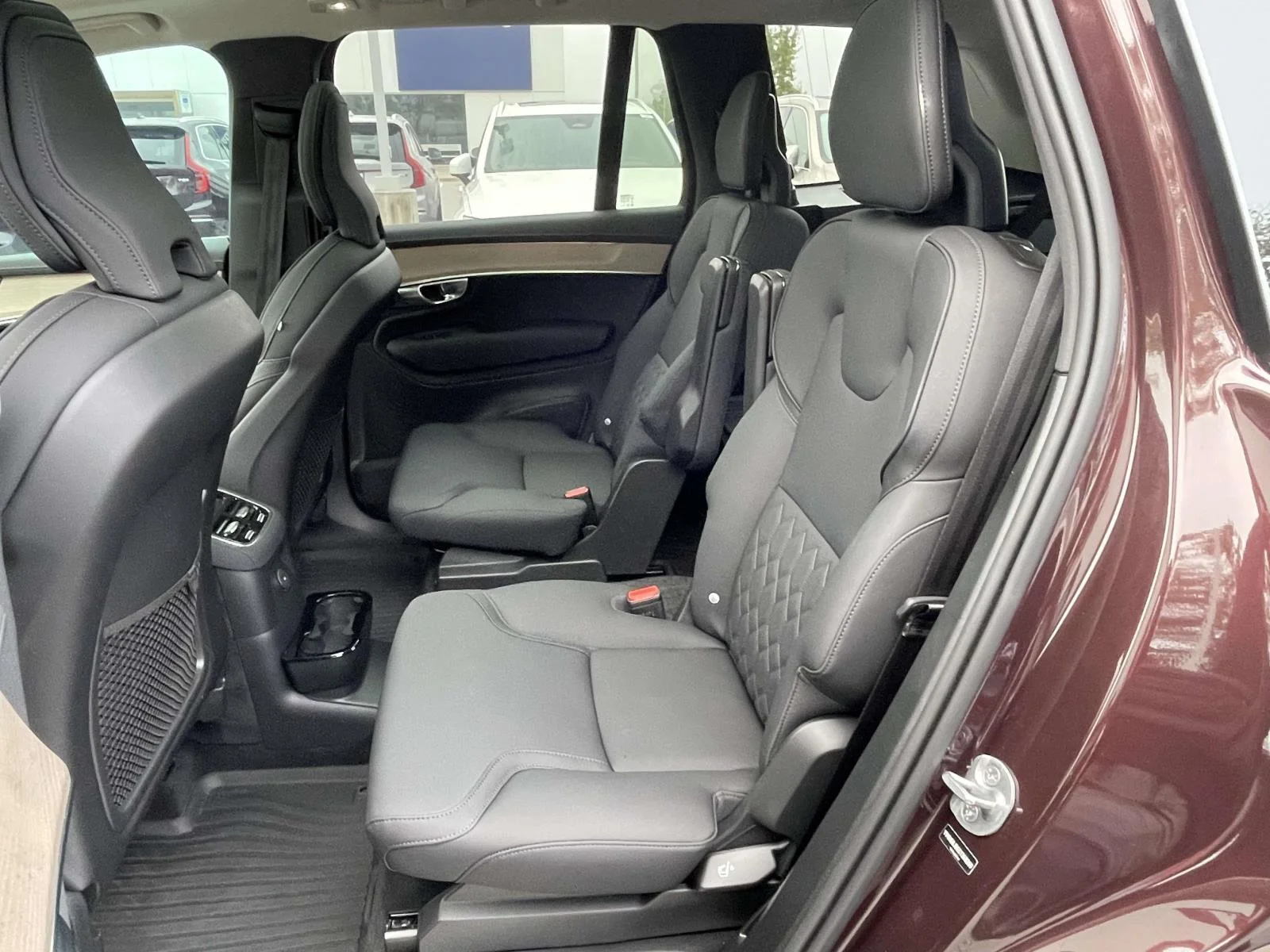 Used 2025 Mulberry Red Metallic Volvo Plus image 3