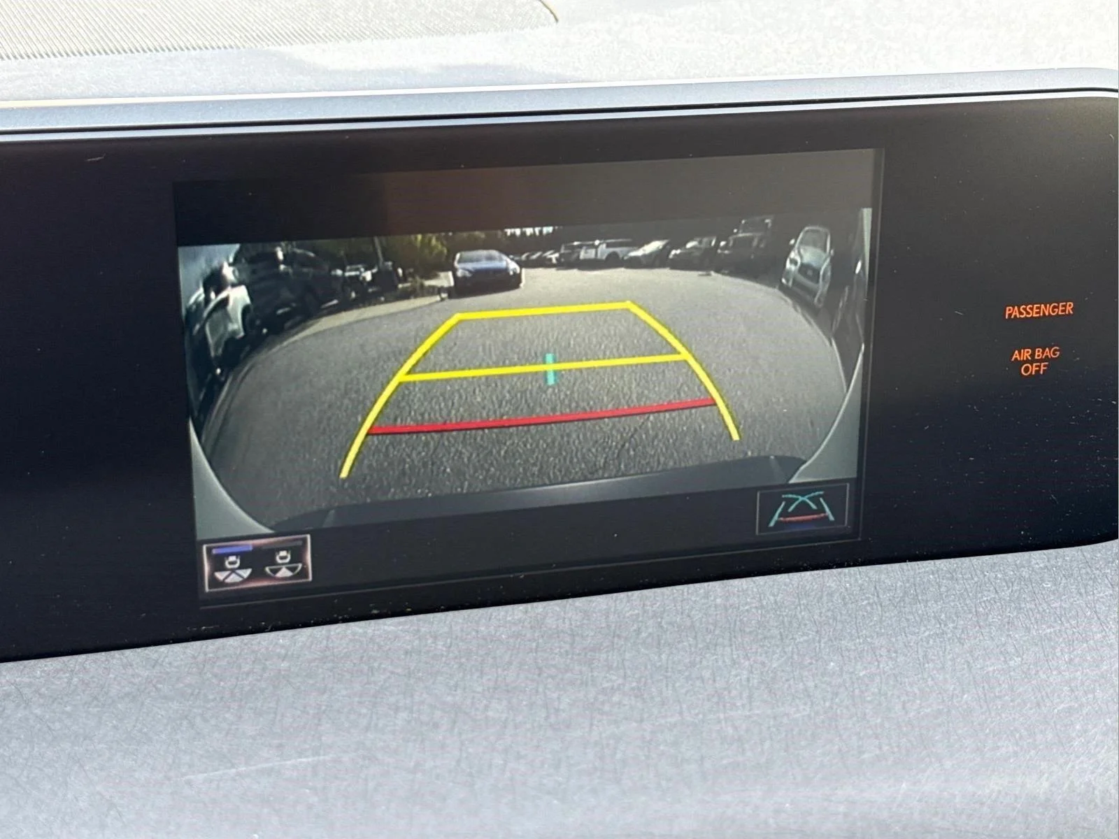 Used 2020 Eminent White Pearl Lexus UX 250h image 22