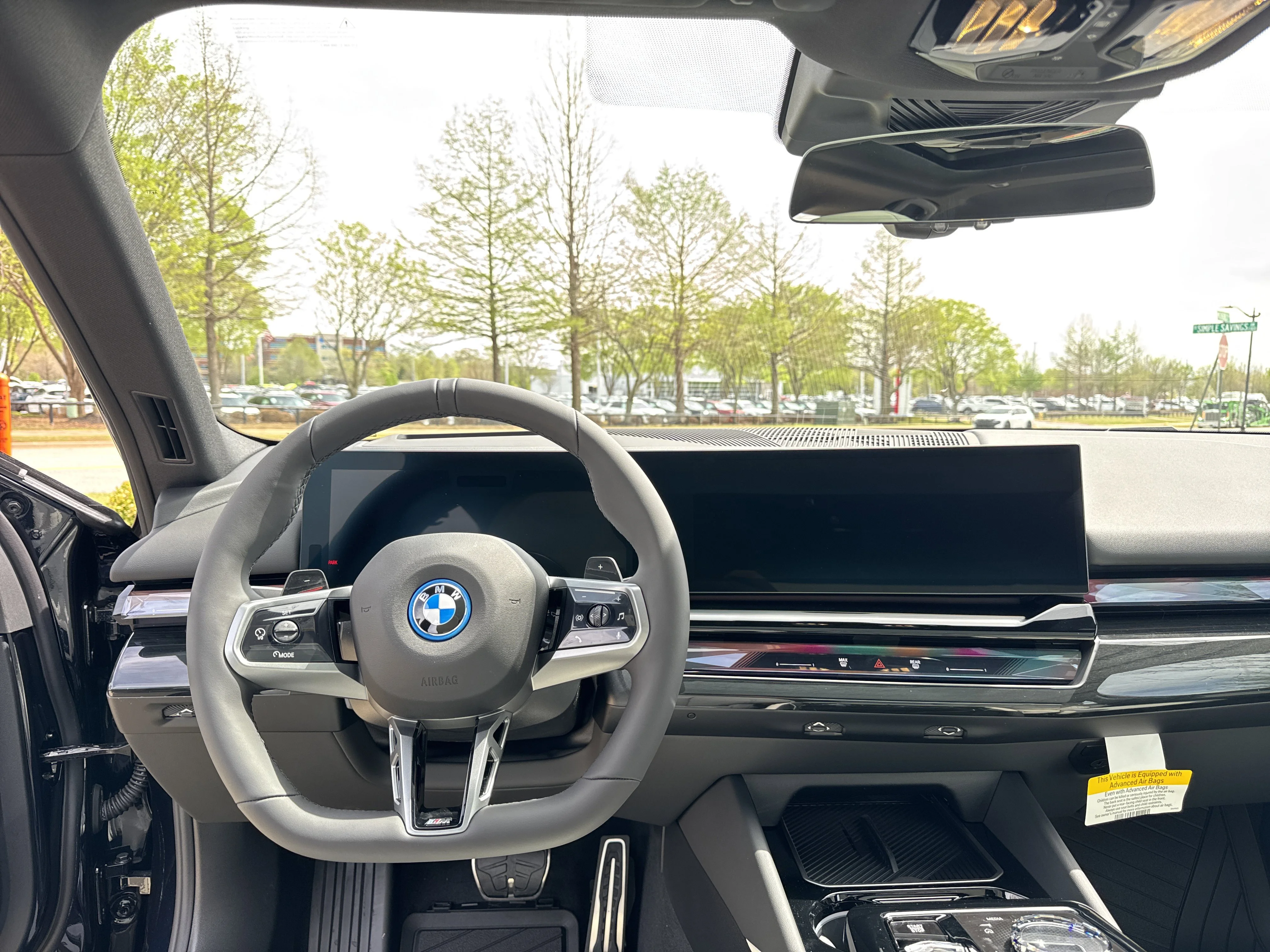New 2026 CARBON BLACK BMW 550e xDrive image 12