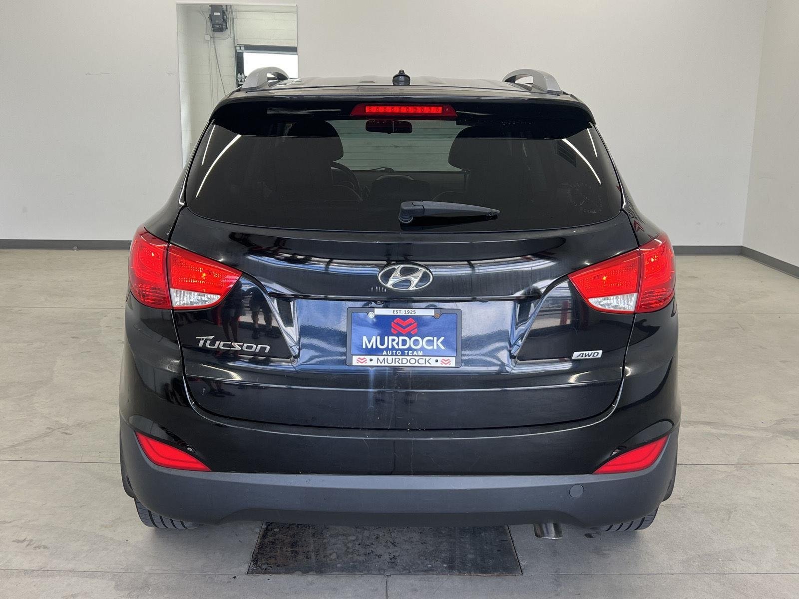 Used 2014 Ash Black Hyundai SE image 3
