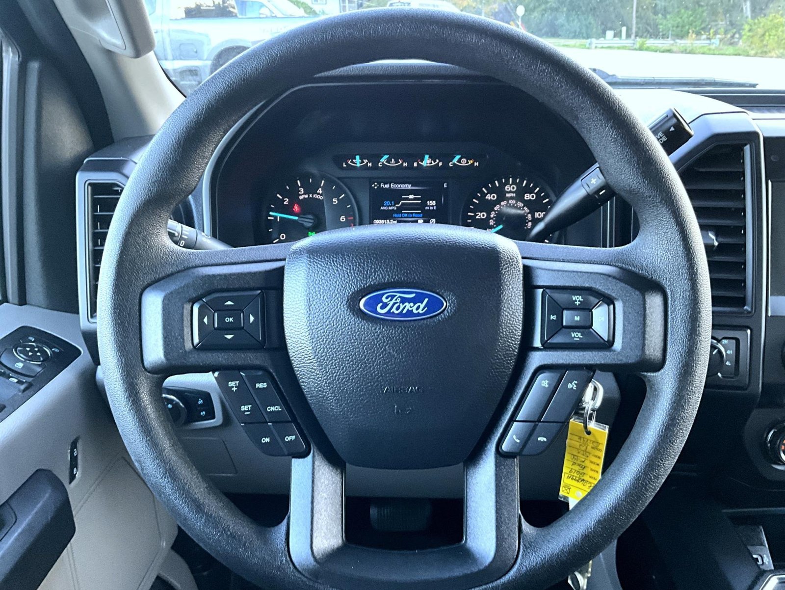 Used 2019 Red Ford XL image 12