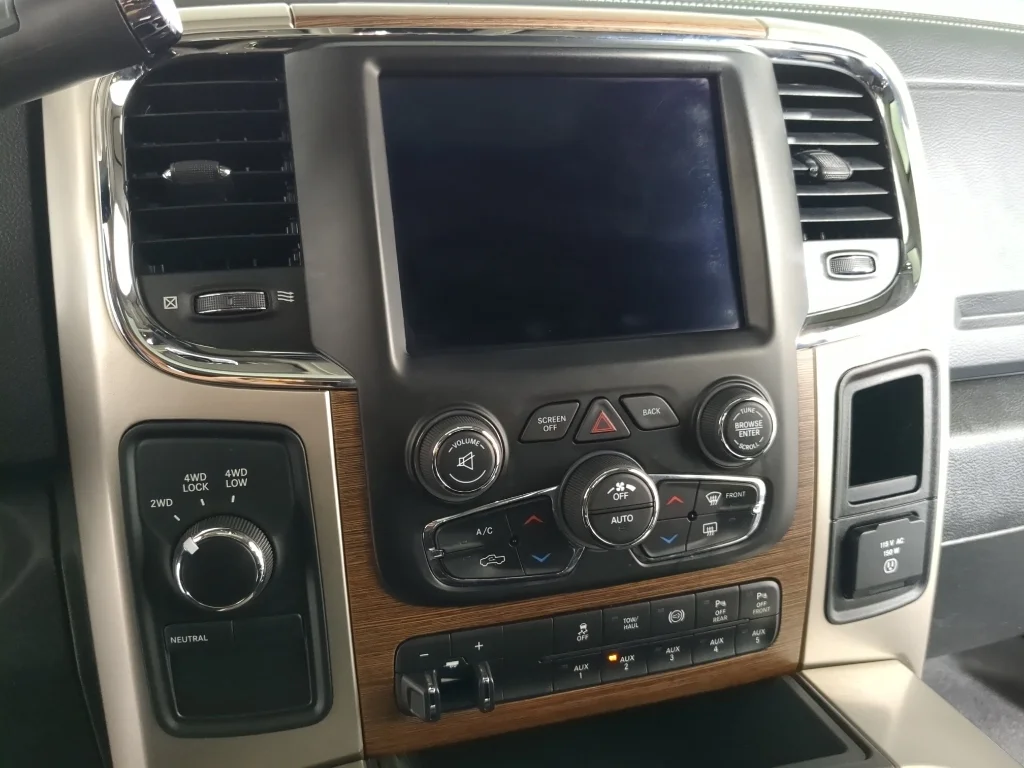 Used 2018 Red Ram Laramie image 25