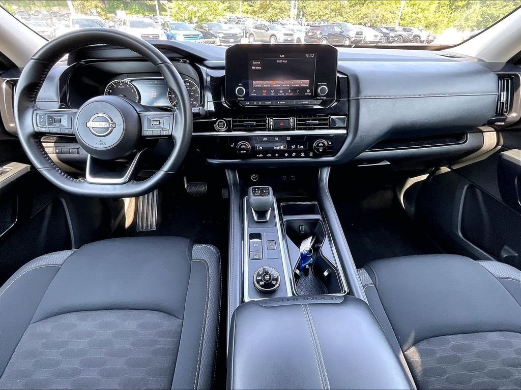 Used 2024 Deep Ocean Blue Pearl Nissan SV image 22