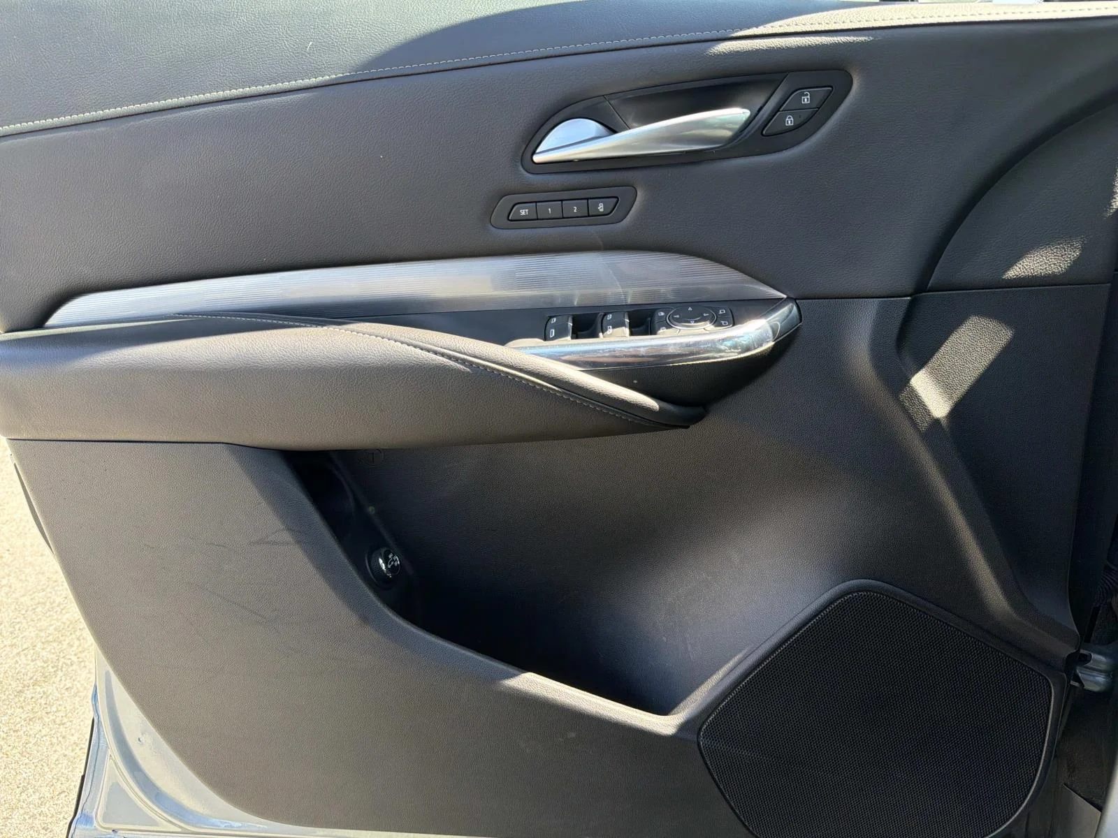2024 Cadillac XT4 Premium Luxury - Photo 18