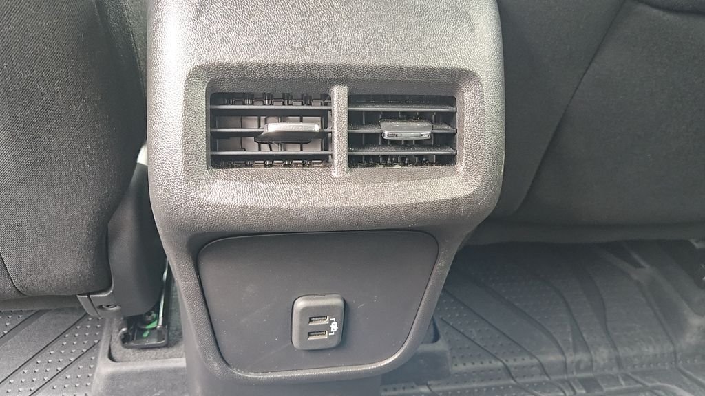 Used 2024 Gray Chevrolet LT image 27