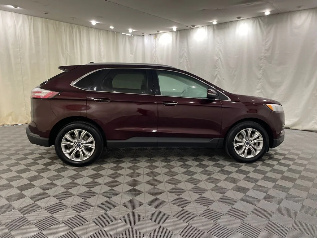 Used 2022 Burgundy Velvet Metallic Tinted Clearcoat Ford Titanium image 4