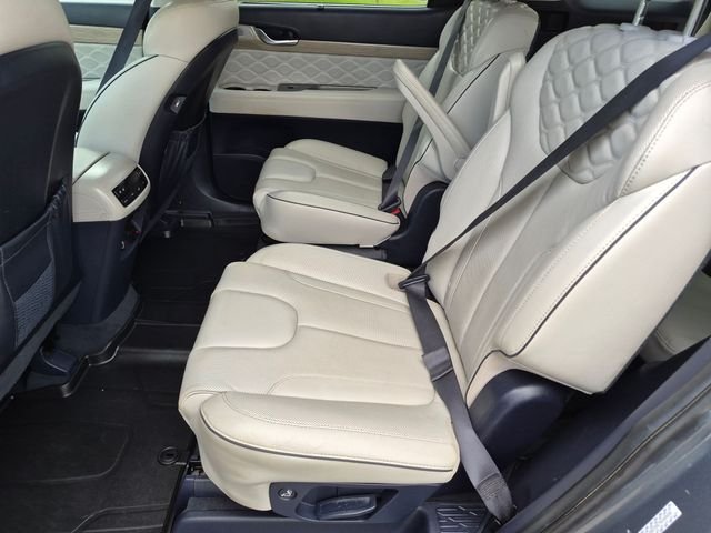 Used 2022 Gray Hyundai Calligraphy image 25