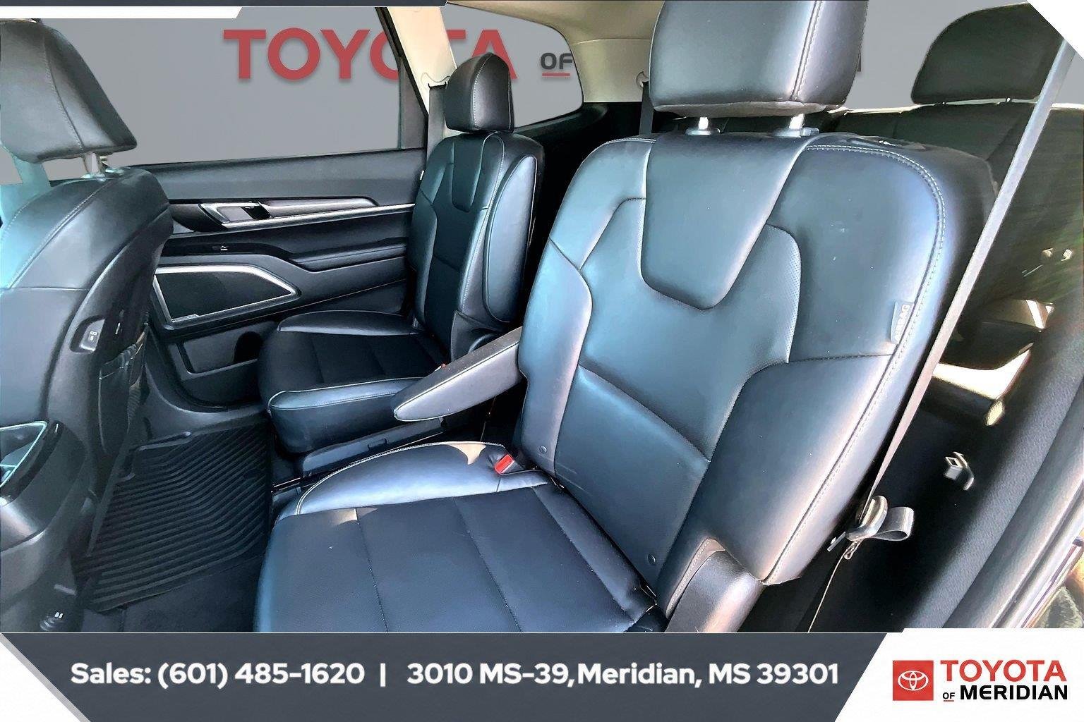 Used 2024 Ebony Black Kia S image 19