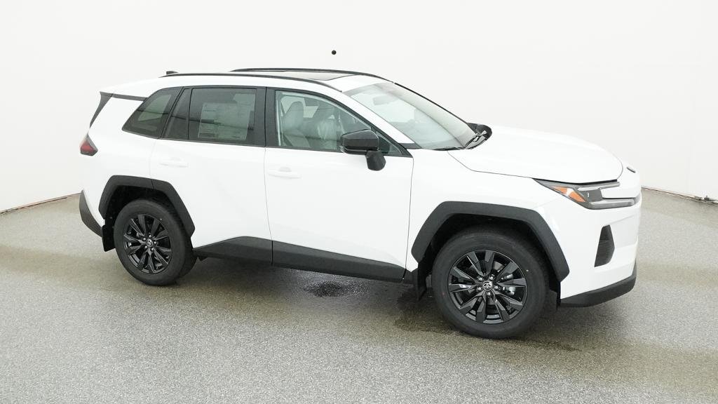 New 2026 Ice Cap Toyota XLE Premium image 12