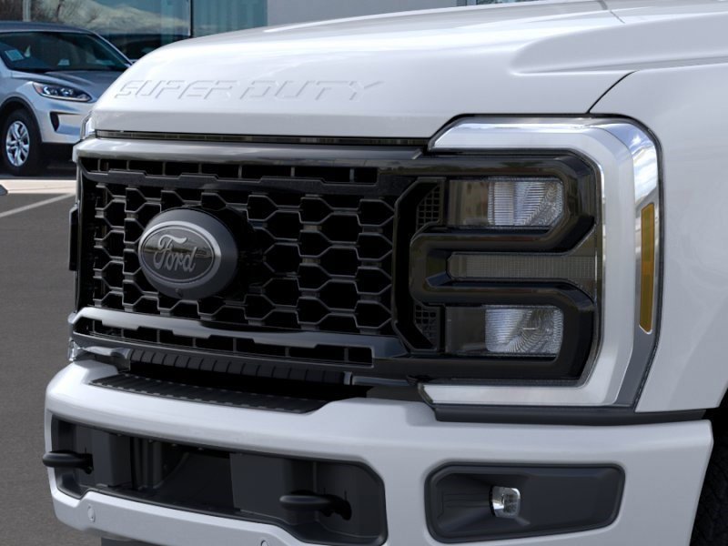 New 2026 Oxford White Ford LARIAT image 18
