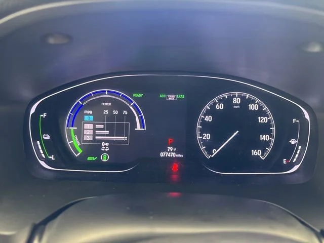 Used 2019 White Honda Touring image 5