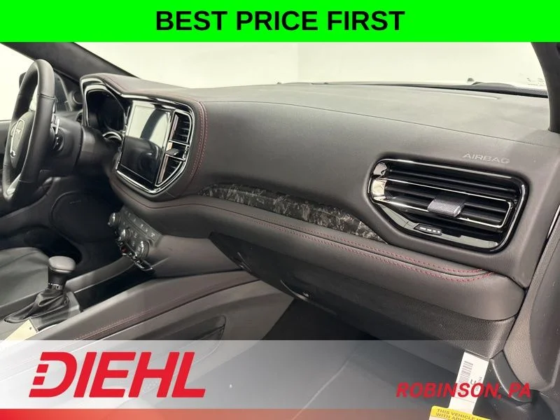 New 2026 White Knuckle Clear-Coat Exterior Paint Dodge GT Premium HEMI V8 image 19
