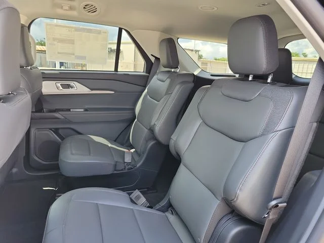 New 2026 Agate Black Metallic Ford Active image 10
