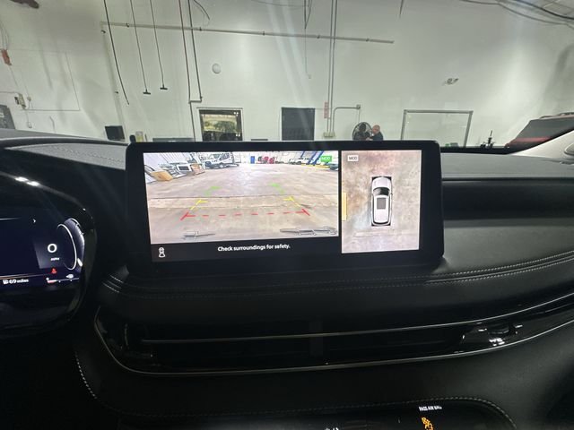 Used 2023 Black INFINITI Sensory image 29