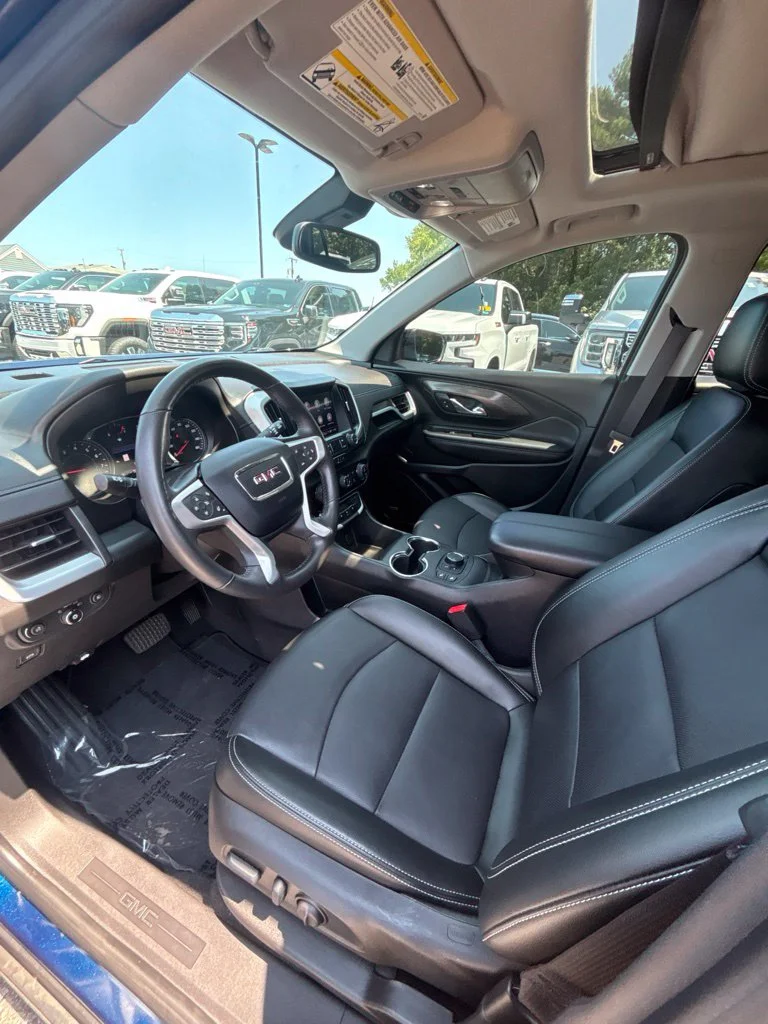 Used 2022 Blue GMC SLT image 12