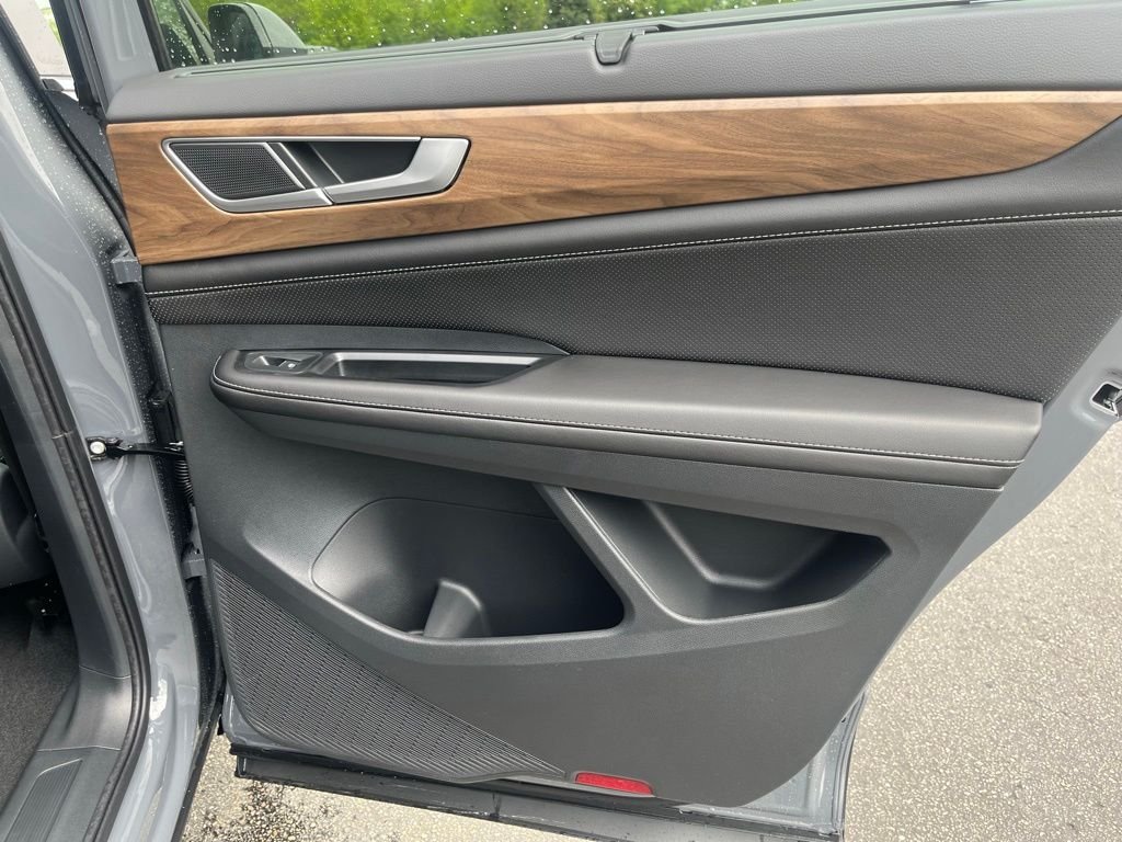 New 2026 Gray Volkswagen 2.0T SE w/Technology image 23