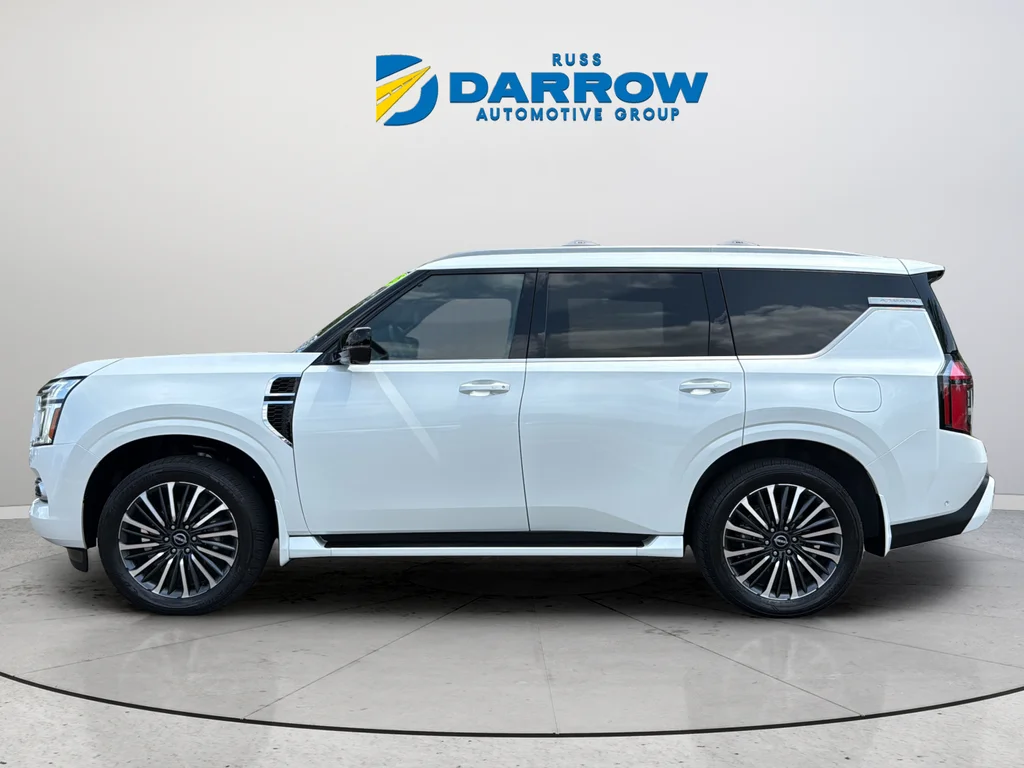 Used 2025 White Nissan Platinum Reserve image 2