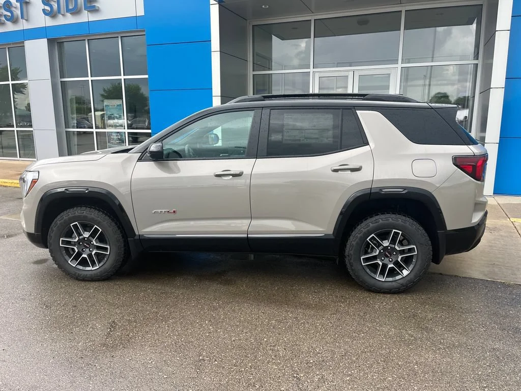 2026 GMC Terrain AT4 - Photo 8